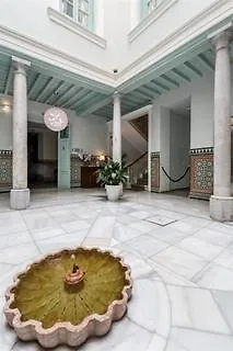 Palacio Cabrera Lillo Granada 0*,