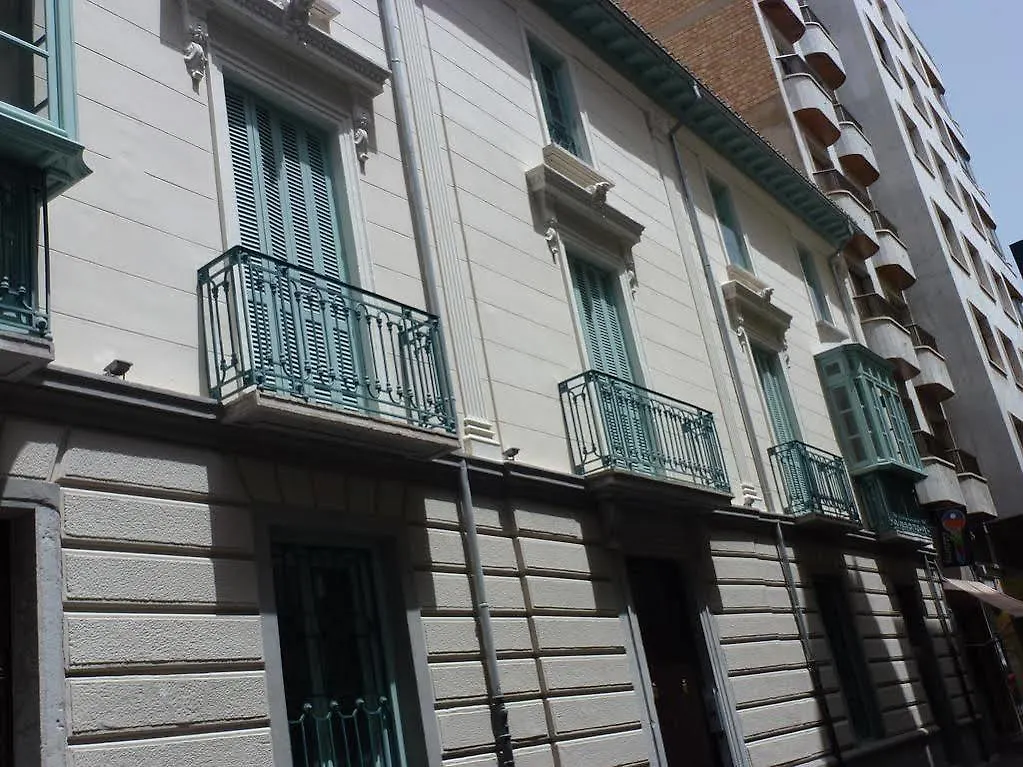 Palacio Cabrera Lillo Granada 0*,